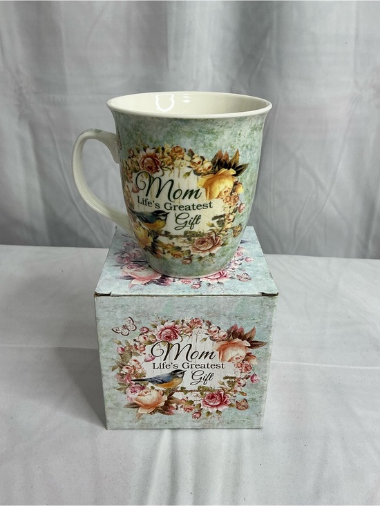 Burton + Burton Other - 0006 - Floral Green "Mom Life's Greatest Gift" Ceramic Mug